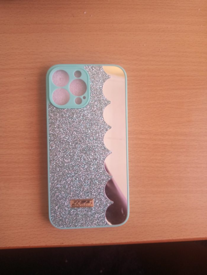 This is a mirror/glitter iPhone 13 promax phonecase
